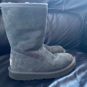 Girls size 13 grey Uggs